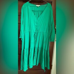 NWOT Loralette Green Women's Plus Dress